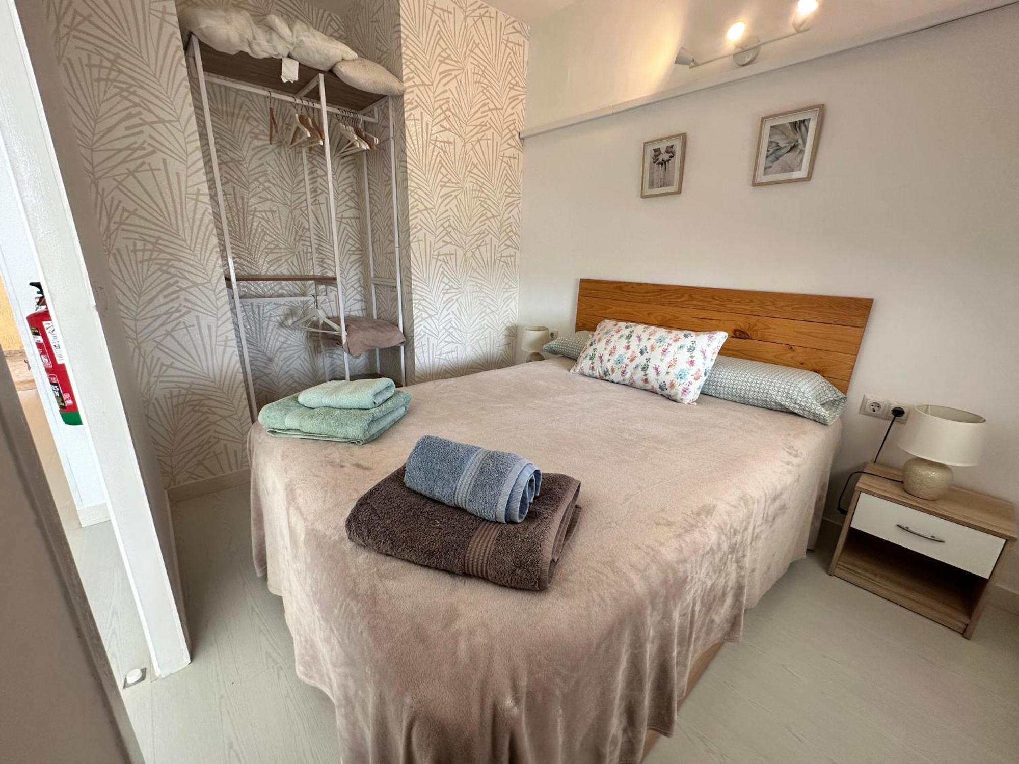 Ver952 - Vistas Mar Y Piscina, Wifi, Playa 600 Metros, Centro 150 Metros Torremolinos Luaran gambar