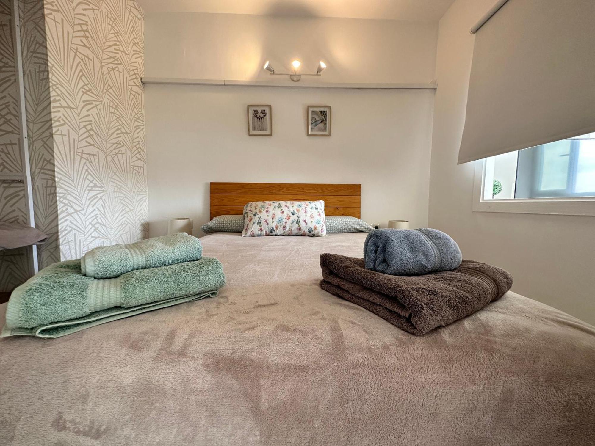 Ver952 - Vistas Mar Y Piscina, Wifi, Playa 600 Metros, Centro 150 Metros Torremolinos Luaran gambar