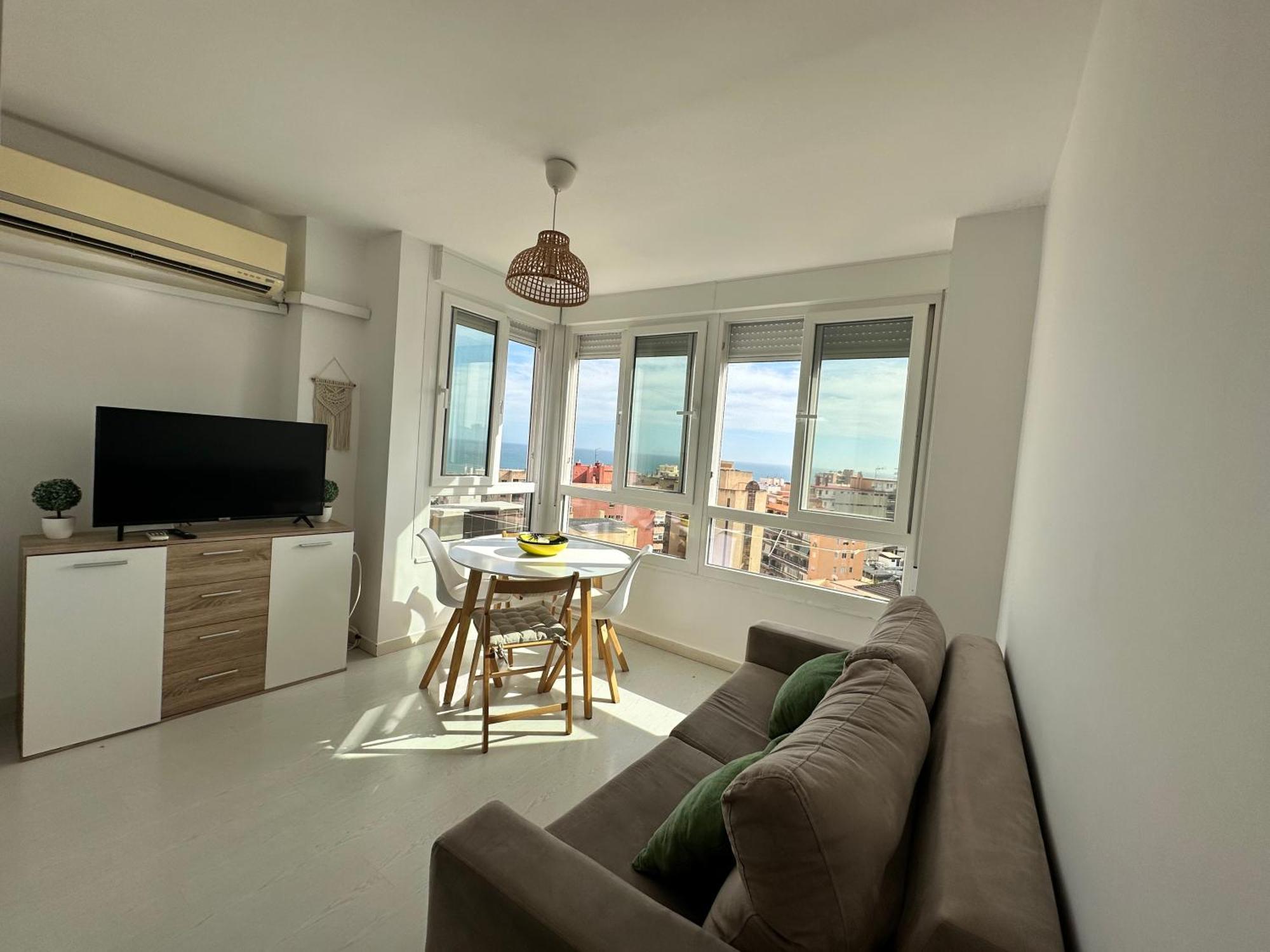 Ver952 - Vistas Mar Y Piscina, Wifi, Playa 600 Metros, Centro 150 Metros Torremolinos Luaran gambar